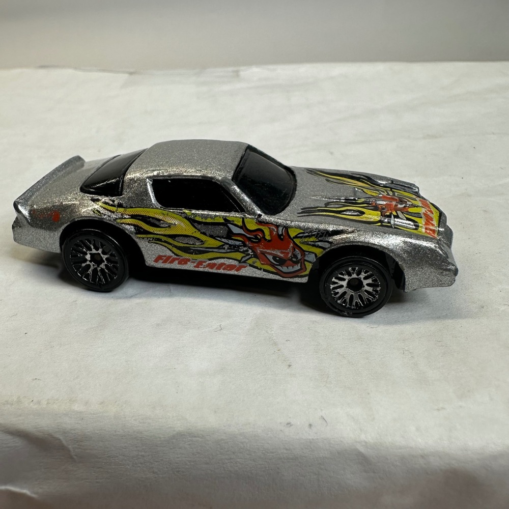 1982 Hot Wheels‎ Silver Camaro Z-28 Red Devil "Fire Eater" Mad Maniax Series